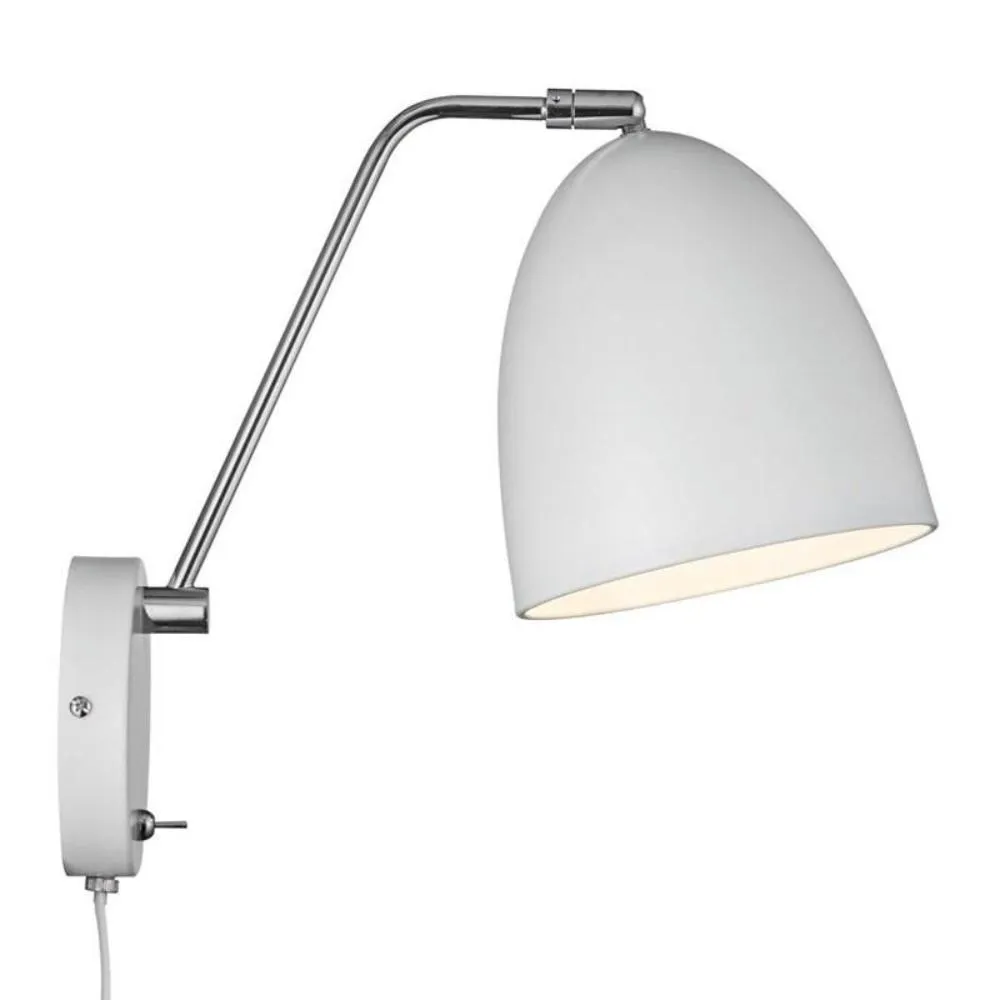 Alexander Indoor Wall Light E27 in Black or White