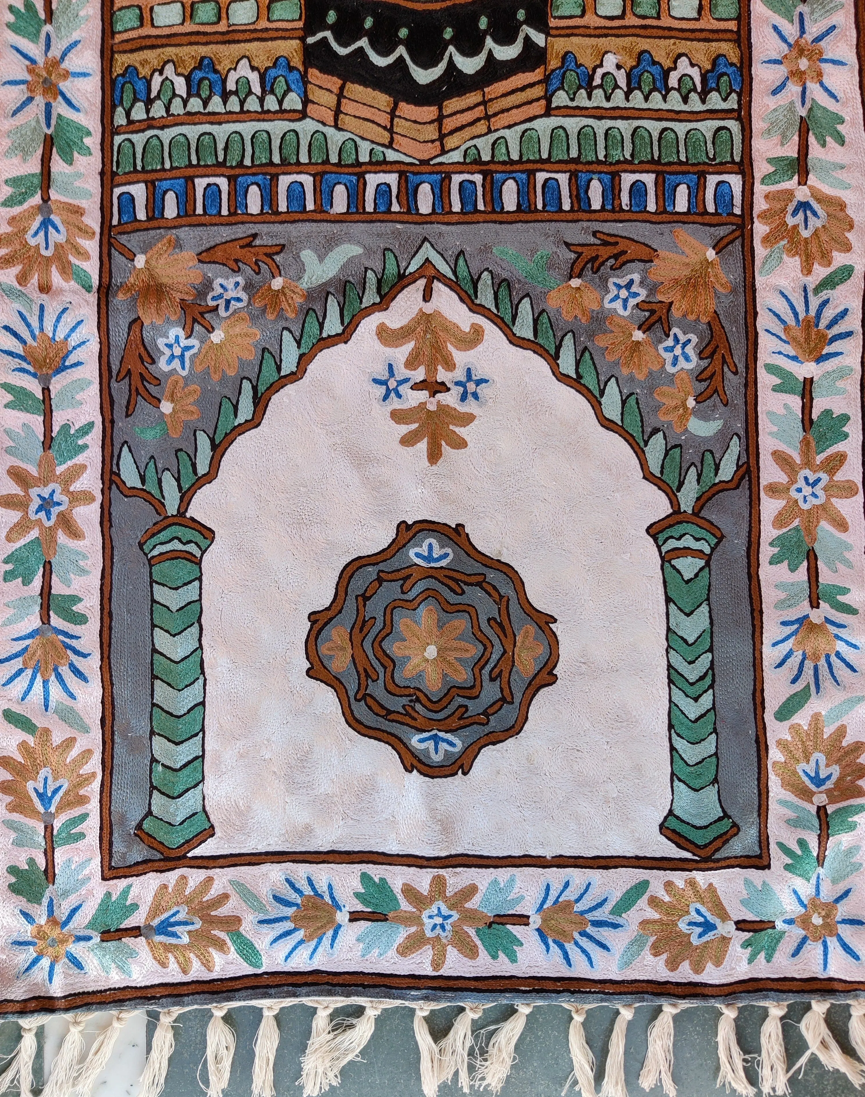 Kashmiri Hand-Embroidered Chain Stitch jainimaz (Prayer Mat)