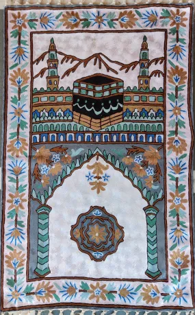 Kashmiri Hand-Embroidered Chain Stitch jainimaz (Prayer Mat)