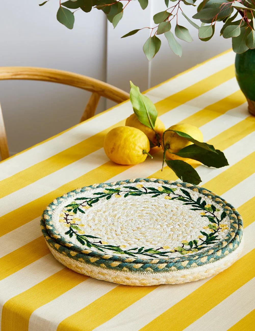 Set of 6 Amalfi Lemons Round Placemats